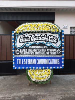 Papan Bunga Duka di Laha